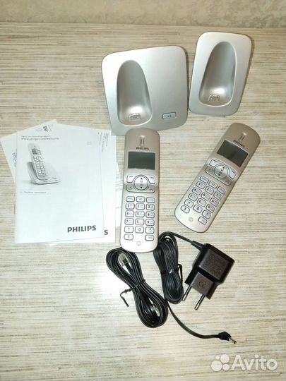 Продам телефон Philips с двумя трубками новый