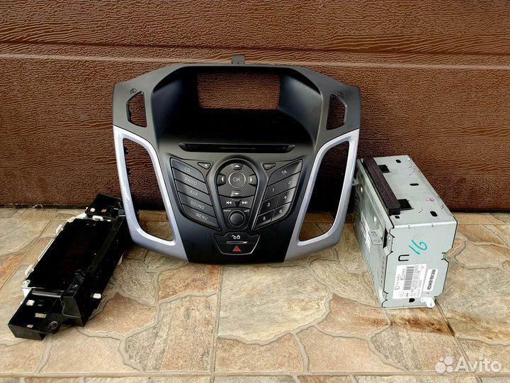 Магнитофон Ford focus 3