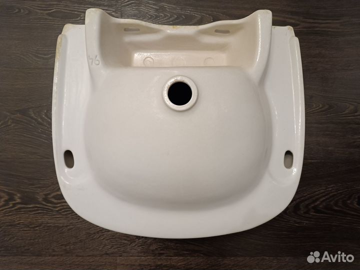 Раковина для ванной