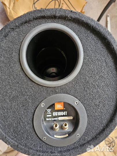 Сабвуфер jbl