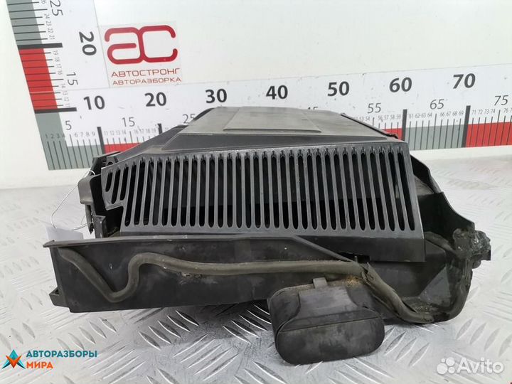 Корпус салонного фильтра BMW 5 E39 рест. 2003