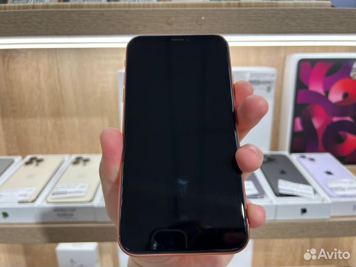 iPhone Xr, 64 ГБ