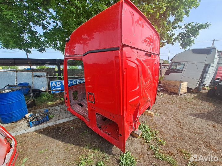 Передняя часть кузова Renault T