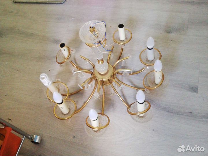 Хруст. Люстра