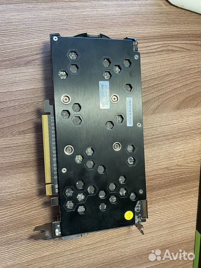 R7 370 2 gb
