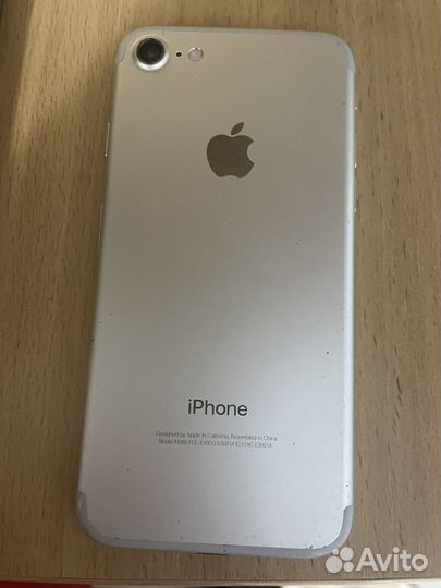 iPhone 7, 32 ГБ