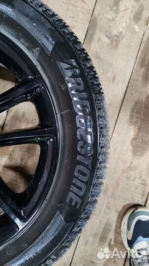 Bridgestone Ice Cruiser 7000 205/55 R16