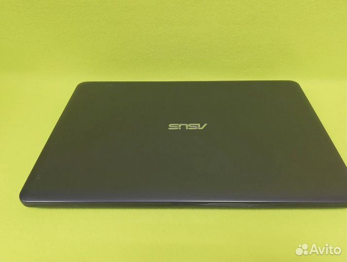 Ультрабук Асус Core i3 7020U/Ssd/FHd матовый/8 ram