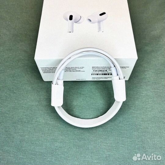 AirPods Pro 2: Погружение в мир звука