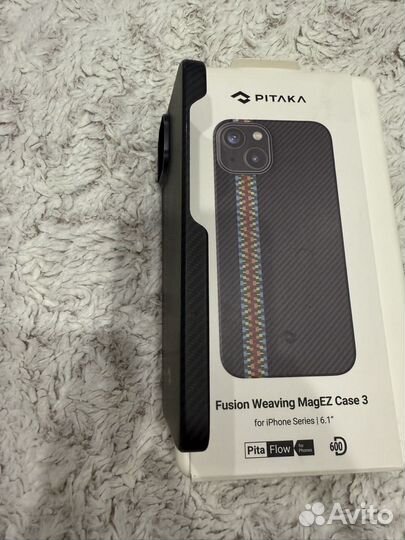 Чехол Pitaka на iPhone 13/14