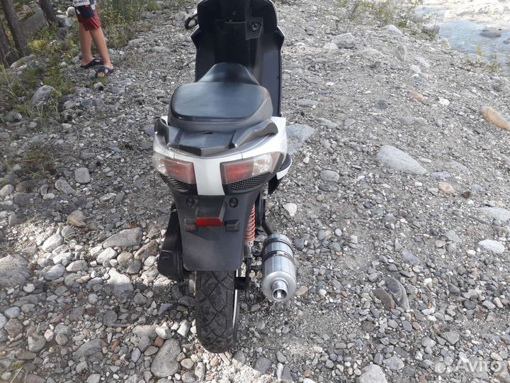 Скутер, описание