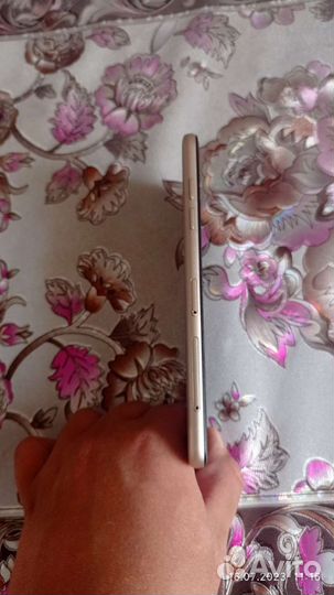 Samsung Galaxy A6, 3/32 ГБ