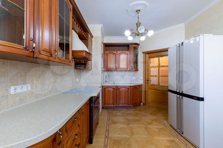 3-к. квартира, 100,5 м², 13/25 эт.