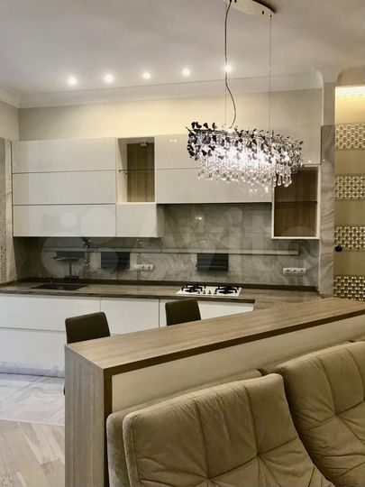 4-к. квартира, 150 м², 2/5 эт.