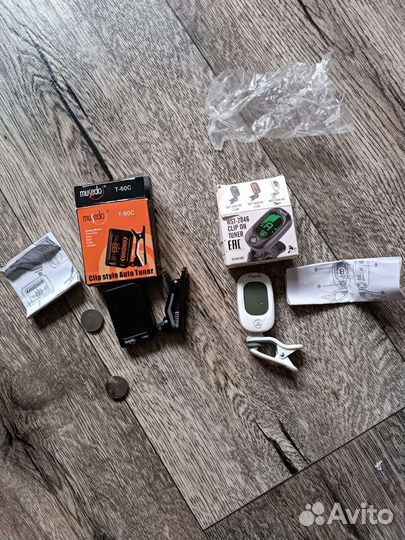 Тюнер для гитары