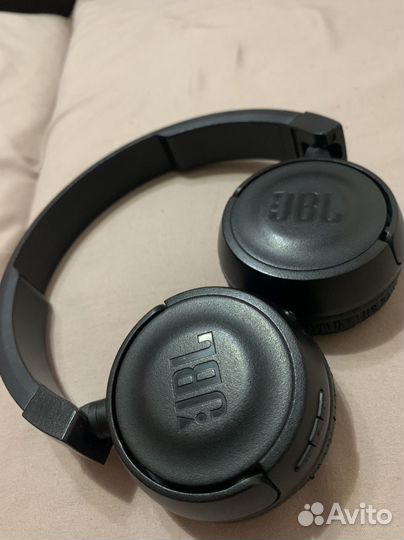 Беспроводные наушники JBL T450BT