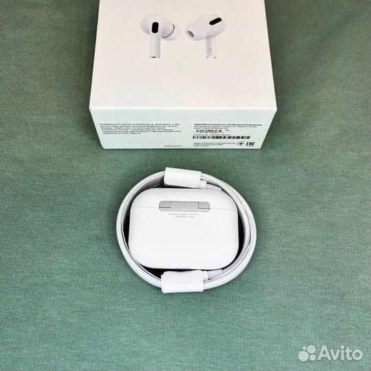 AirPods Pro 2: Музыка в каждом шаге