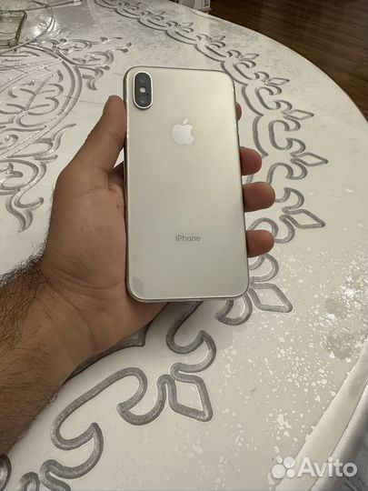 iPhone X, 64 ГБ