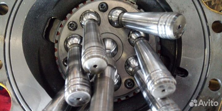 Редуктор поворота Komatsu PC400-7