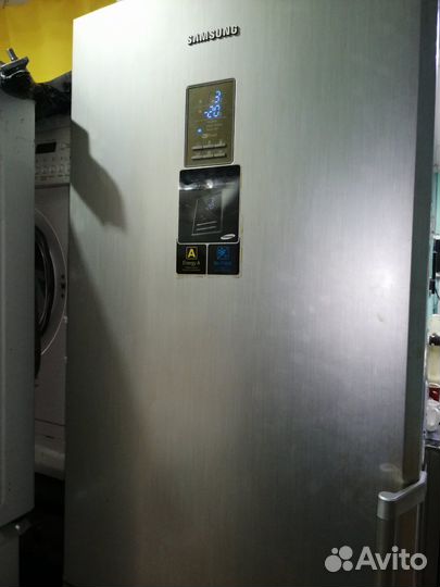 Холодильник Самсунг двухкамерный