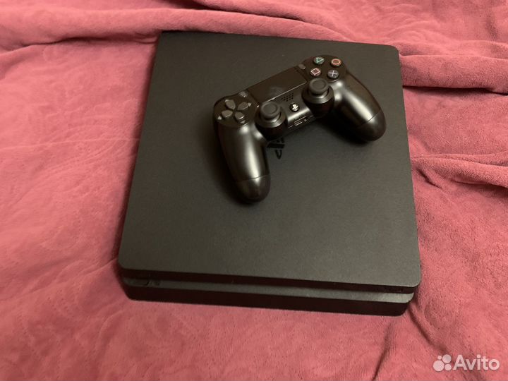 Sony PS4 Slim