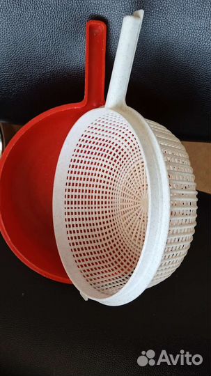 Набор для сыра, дуршл. эмалир. и ярус, ножи