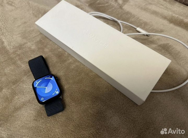 Часы Apple Watch SE 44mm