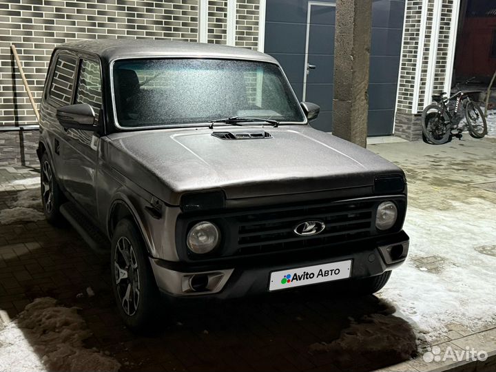 ВАЗ 2121 (4x4) Urban 1.7 МТ, 2015, 111 111 км