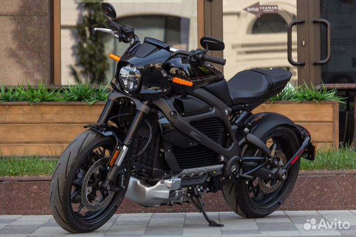 Электромотоцикл harley-davidson livewire one