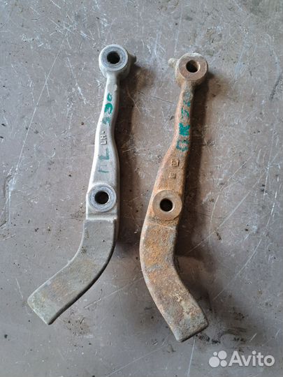 Кронштейн передний Volvo S80