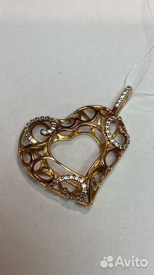 Золотой кулон