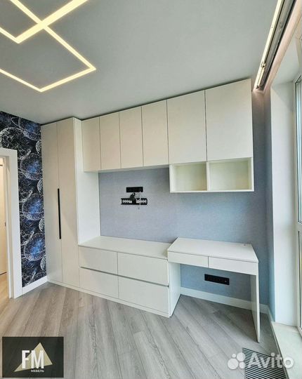 Рабочая зона со шкафом детская на заказ