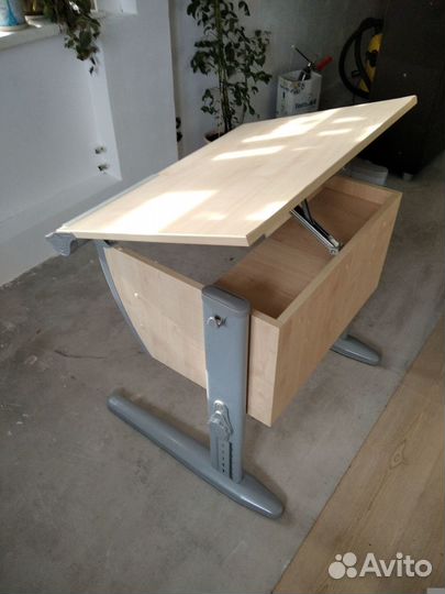 Растущая парта дэми