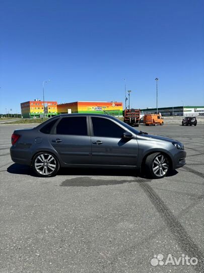 LADA Granta 1.6 МТ, 2020, 35 000 км