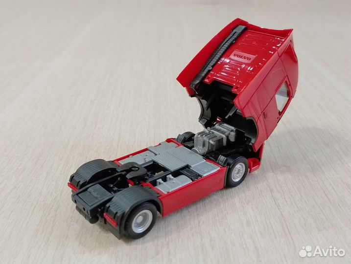 160) Тягач Volvo FH16