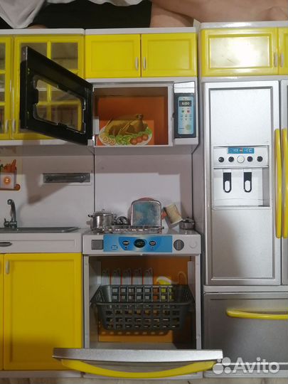 Игрушечная кухня с мини посудой