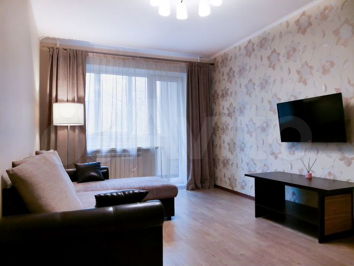 2-к. квартира, 52 м², 2/9 эт.