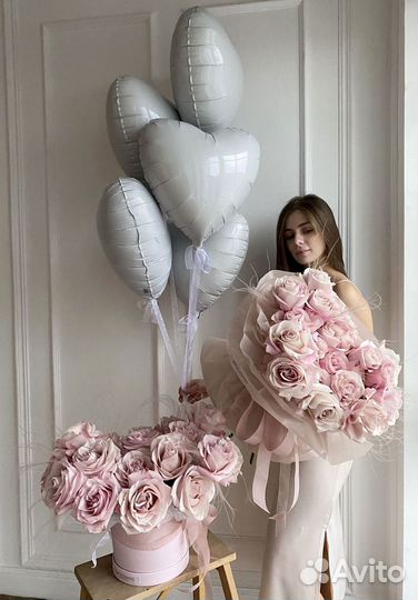 Розы в коробке на свадьбу. Доставка за час