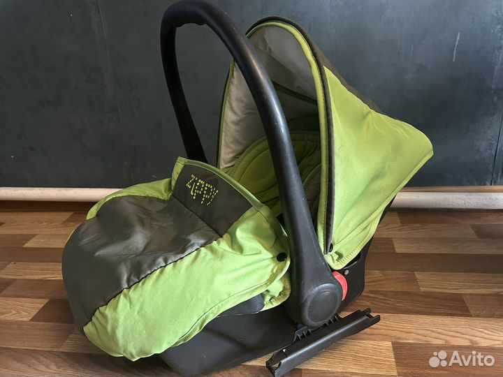 Коляска zippy 3 в 1