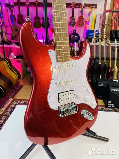 Электрогитара Caraya Новая