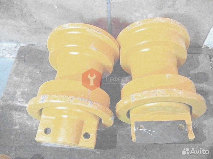Каток Komatsu PC400-5 207-30-00031