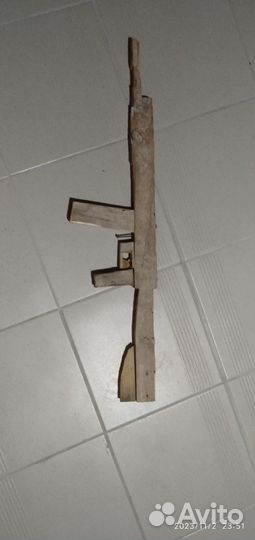 Деревянный автомат