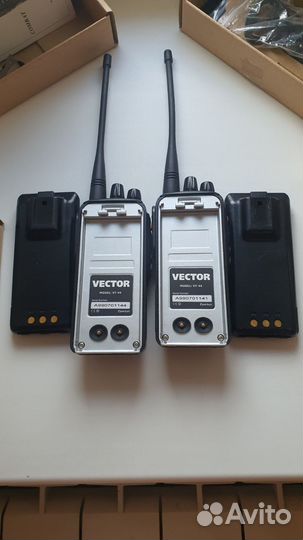 Рация Vector VT-44 Combat