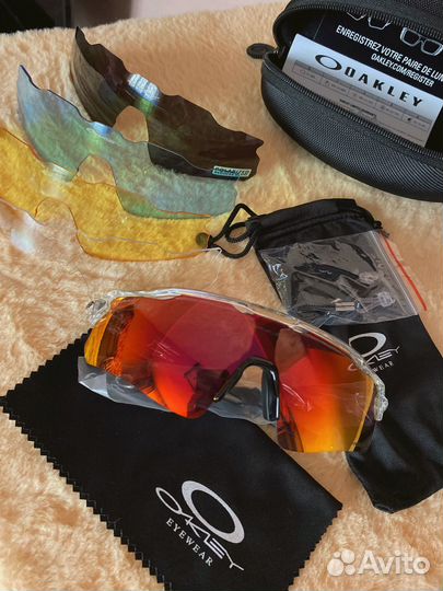 Очки Oakley