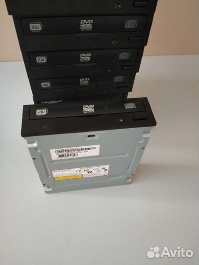 Дисковод dvd rw пишущий SATA