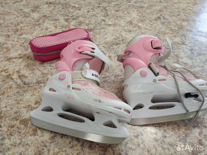 Коньки б.у. 1200