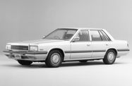 Nissan Laurel V (1984—1989) Седан