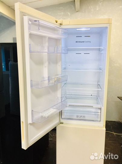 Холодильник Samsung No Frost Инвертор (Новый)