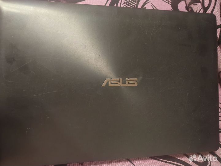 Ноутбук asus