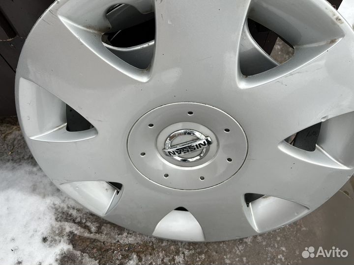 Колпак на nissan primera